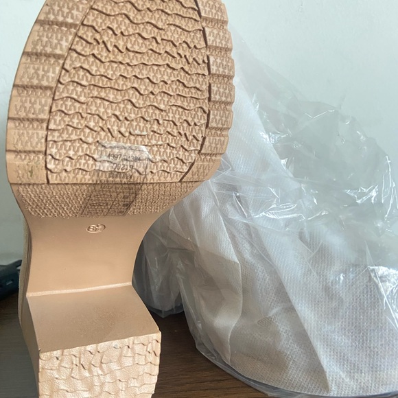 Altar'd State Cream Heeled Boots - Picture 2 of 2